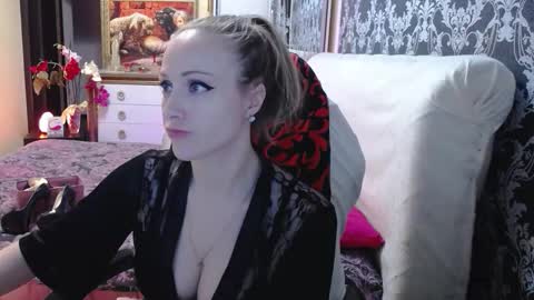 Snapshot of ursecrettreasure88 chatting on 02.19.26 UrSecretTreasure88 online show from 02.19.26