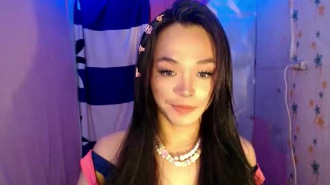 Snapshot of ursexy_debra chatting on 05.03.26 TYRA online show from 05.03.26