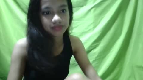 Snapshot of ursexydoll18 chatting on 01.10.25 Darlyn room online show from 01.10.25