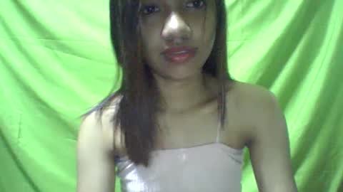 Snapshot of ursexydoll18 chatting on 01.21.25 Darlyn room online show from 01.21.25