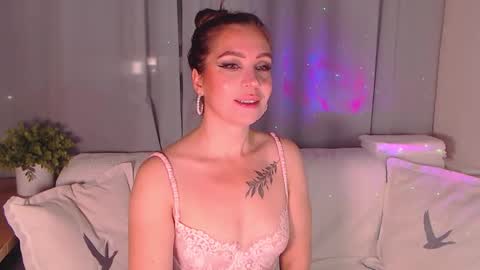 Silvia online show from 11.19.25