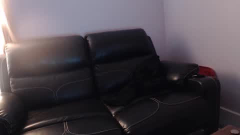 urslav75 online show from 11.23.25