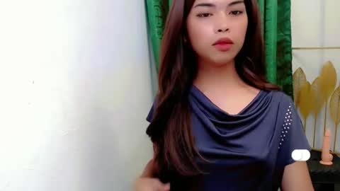 Snapshot of urslutty_jasmine chatting on 04.08.26 jasmine online show from 04.08.26