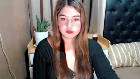          online show from 02.01.25