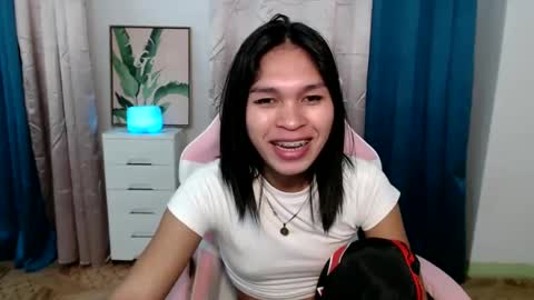 ursweet_zeviixx online show from 02.01.25