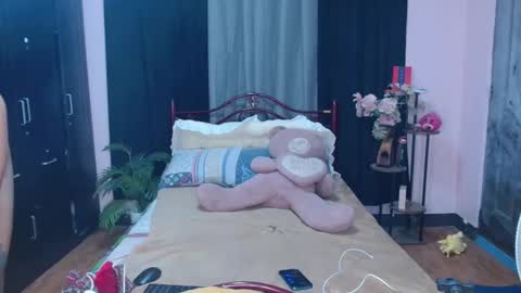Snapshot of ursweetbbgirl chatting on 05.06.26 UrSweetBbGirl online show from 05.06.26