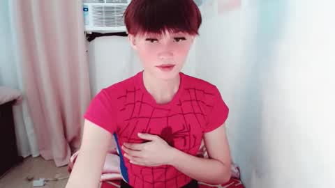 Snapshot of ursweetgirlsammy19 chatting on 10.08.25 sammy the nughty girl who can make you happy online show from 10.08.25