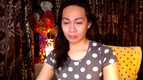 Snapshot of urtimelessbeauty chatting on 01.27.25 Merca online show from 01.27.25