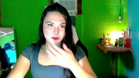 YOURGIRLCAMILLA online show from 04.04.26