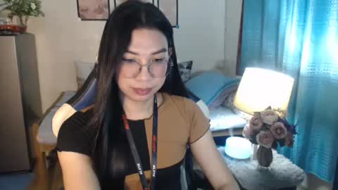 Ashley Kate Mateo Gray online show from 02.24.25