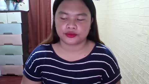 Bella Miles Olivia online show from 02.03.25