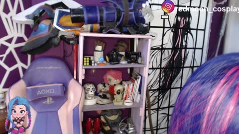 Snapshot of usagired chatting on 01.15.25 --Lucy-- online show from 01.15.25