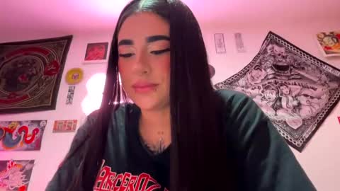 Val help me get 100 thumbs up 3 online show from 10.17.25