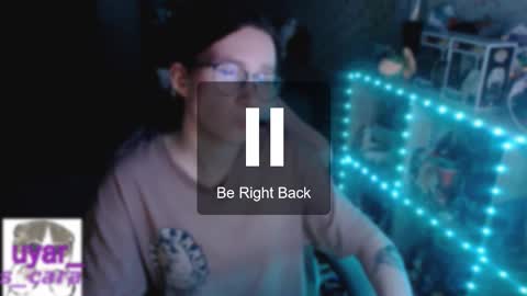 Snapshot of uyar_ chatting on 09.21.25 Cara online show from 09.21.25