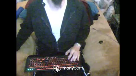 Snapshot of v1rg1nhunter chatting on 05.31.26 v1rg1nhunter online show from 05.31.26