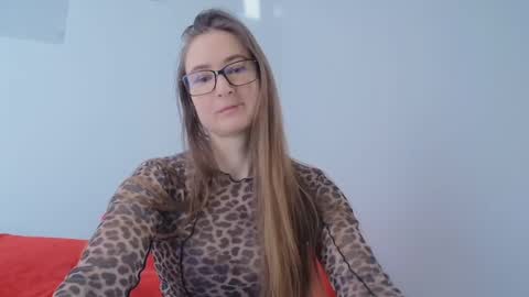 Valensiya online show from 03.05.25