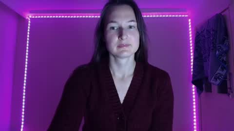 Valensiya online show from 12.21.25