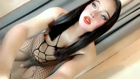 JESS - DONT FORGET TO FOLLOW ME AND GIVE ME THUMBS UP online show from 09.10.25