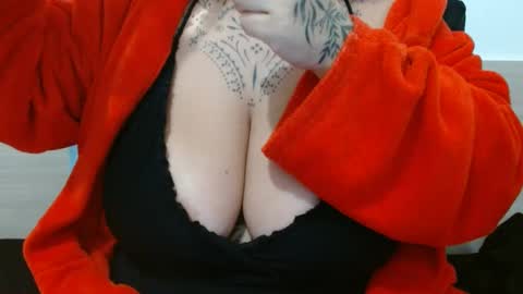 Vah Oliver online show from 10.31.25