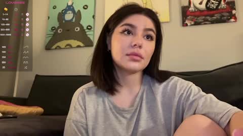 Snapshot of vaiee chatting on 02.03.25 Valery online show from 02.03.25