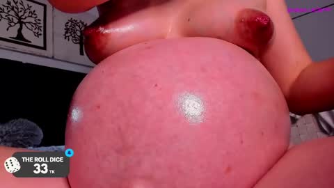 Snapshot of vainillacrepe chatting on 03.08.25 Im Mila my onlyfans is vainillacrepe online show from 03.08.25