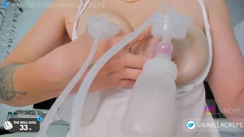 Snapshot of vainillacrepe chatting on 02.17.26 Im Mila my onlyfans is vainillacrepe online show from 02.17.26