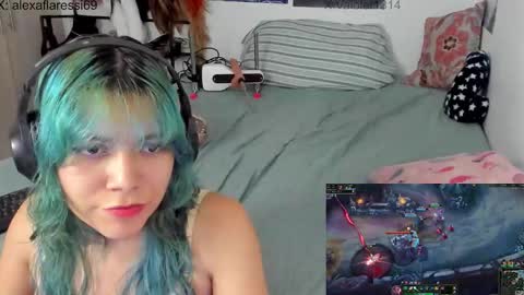 Vaiolet1314 online show from 12.17.25