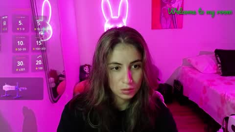 Snapshot of val_angelll chatting on 04.03.26 valentina online show from 04.03.26
