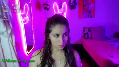 Snapshot of val_angelll chatting on 07.02.26 valentina online show from 07.02.26