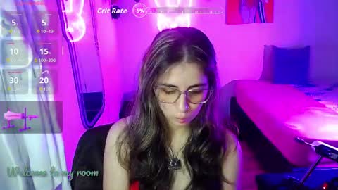 Snapshot of val_angelll chatting on 07.05.26 valentina online show from 07.05.26