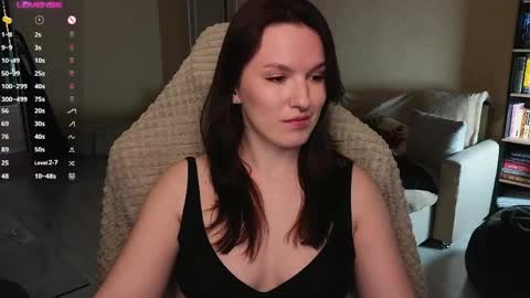 Snapshot of val_manson chatting on 05.04.26 Val online show from 05.04.26