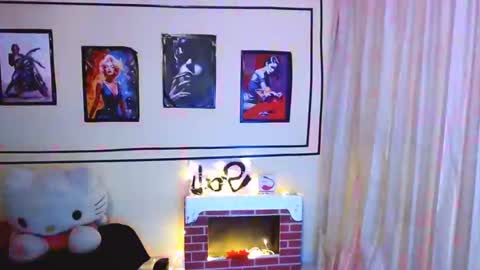 Hi I am Valcooky online show from 12.22.24