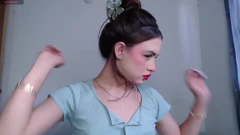 IG-valen mendoza99  twitter valenthompson99 online show from 02.20.26