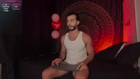 Snapshot of valentin_hoffman chatting on 02.13.25 valentin_hoffman online show from 02.13.25