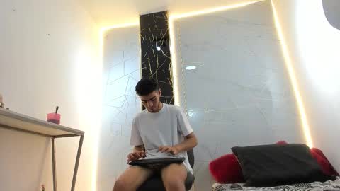 VALENTIN  online show from 03.16.26