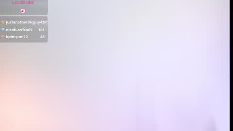 Snapshot of valentina__desire chatting on 06.19.26 Valen online show from 06.19.26