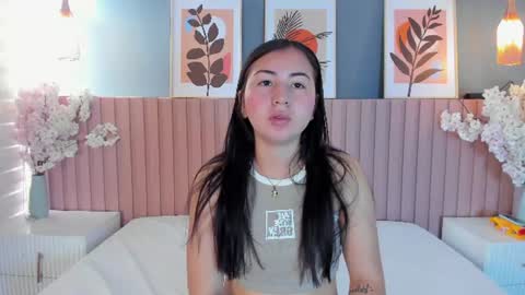Snapshot of valentina_brock chatting on 06.24.26 Valentina online show from 06.24.26