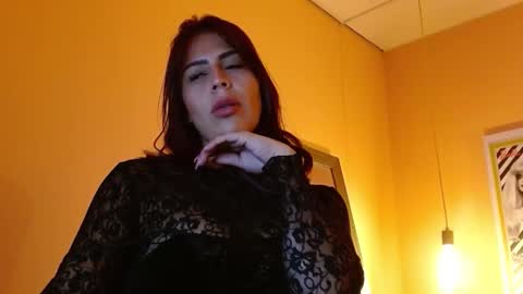 Snapshot of valentina_camposs chatting on 02.04.26 valen online show from 02.04.26