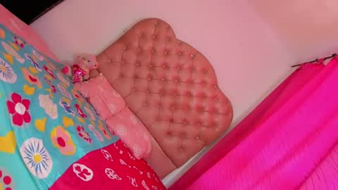 Snapshot of valentina_horny777 chatting on 07.15.26 valentina_horny777 online show from 07.15.26
