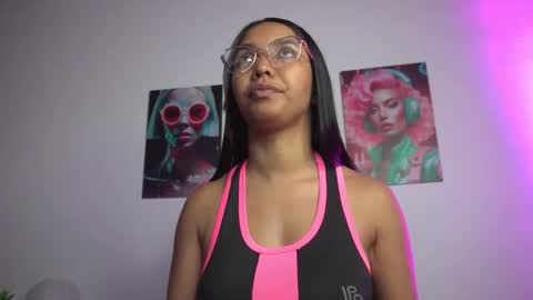 VALENTINA online show from 10.14.25