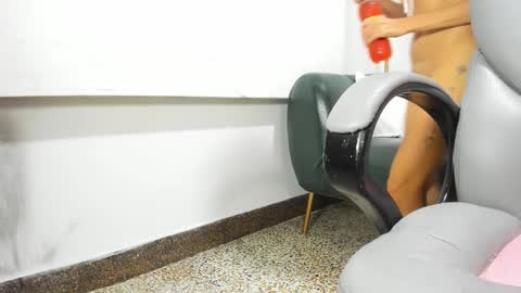 VALENTINA online show from 02.11.26