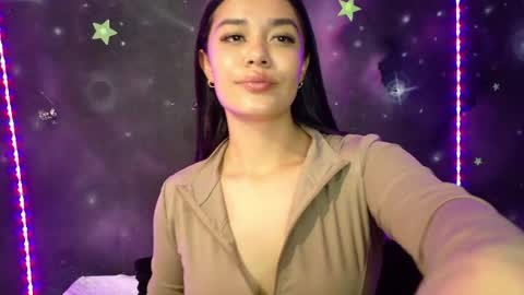 valentinarojass_ online show from 06.01.26