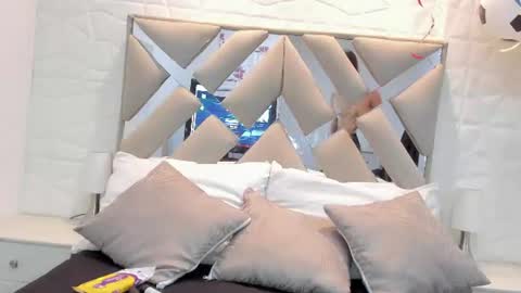 Snapshot of valentinasu_ chatting on 07.14.26 VALENTINA online show from 07.14.26