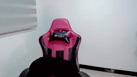 Snapshot of valentinasweet_ chatting on 02.07.26 Valentina online show from 02.07.26