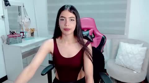 Snapshot of valentinasweet_ chatting on 02.21.26 Valentina online show from 02.21.26