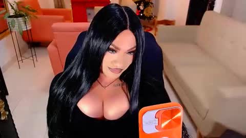    online show from 12.04.25