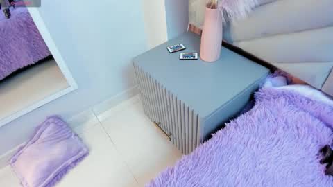 Mia  online show from 02.11.26