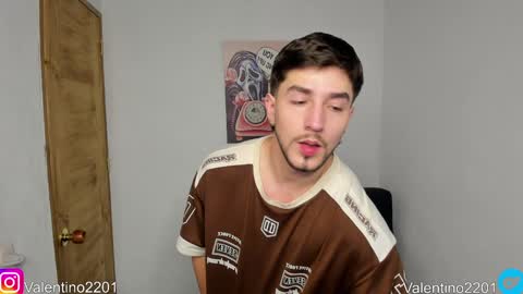 valentino online show from 01.31.25