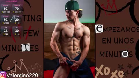 Snapshot of valentino2201 chatting on 02.15.26 valentino online show from 02.15.26