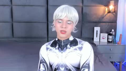 valentino moon online show from 09.21.25